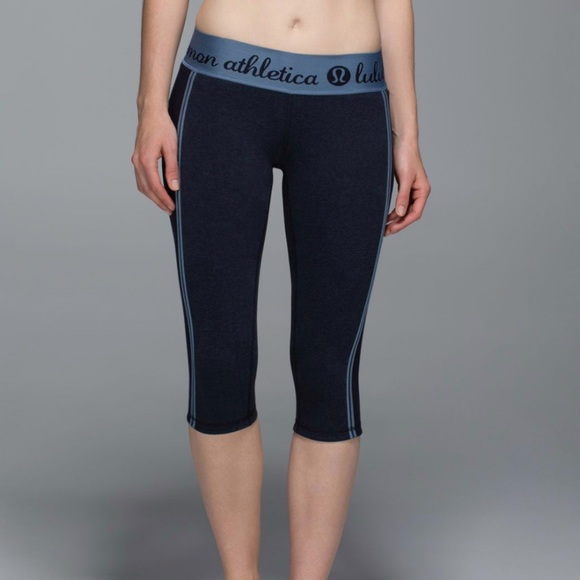 Lululemon naval blue denim inner essence crop practice cotton legging logo waist - Picture 1 of 7